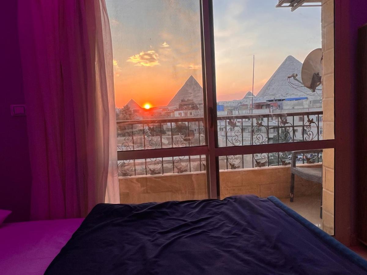 Imhotep Pyramids Bed & Breakfast