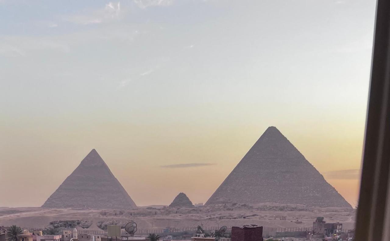 Imhotep Pyramids Bed & Breakfast